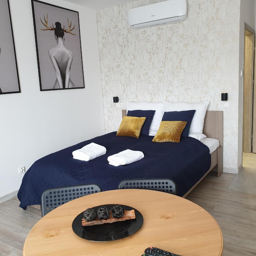 Q Apart Amber - Studio, Manufaktura, Klimatyzacja I Garaz Gratis, Netflix, Fv, Gwarancja Zadowolenia Lodź Bagian luar foto