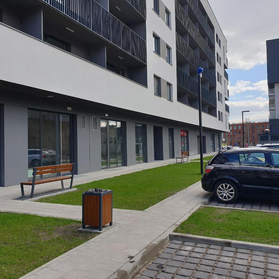 Q Apart Amber - Studio, Manufaktura, Klimatyzacja I Garaz Gratis, Netflix, Fv, Gwarancja Zadowolenia Lodź Bagian luar foto