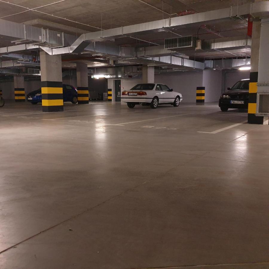 Q Apart Amber - Studio, Manufaktura, Klimatyzacja I Garaz Gratis, Netflix, Fv, Gwarancja Zadowolenia Lodź Bagian luar foto